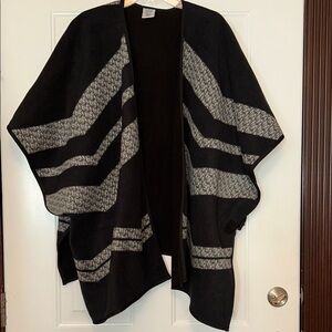 Serra Black & Gray Women's Wrap Fleece Sweater One Size
